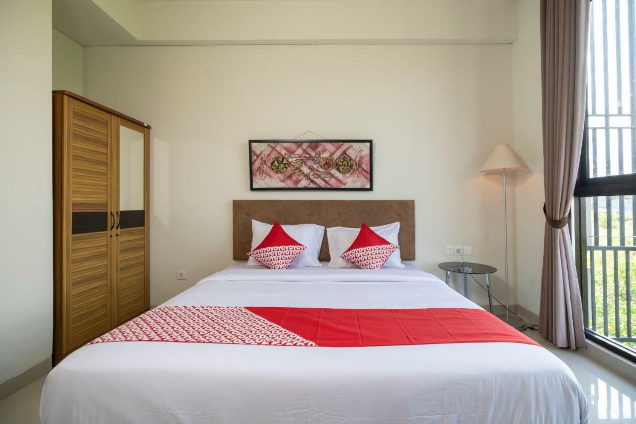 Oyo 697 Olivia Inn Denpasar Legian Exteriör bild